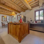 In The Sibillini Mountains, Pool & Privacy By Host Hero Villa *