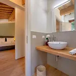 Villa In The Sibillini Mountains, Pool & Privacy By Host Hero Sant'Angelo in Pontano