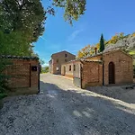 In The Sibillini Mountains, Pool & Privacy By Host Hero Villa *