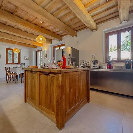 In The Sibillini Mountains, Pool & Privacy By Host Hero Villa *