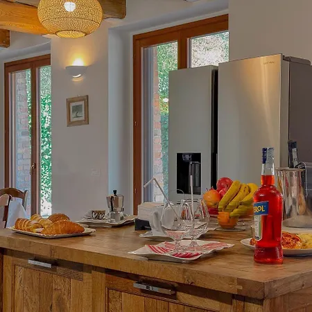 In The Sibillini Mountains, Pool & Privacy By Host Hero Villa