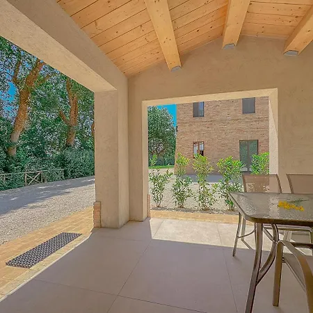 In The Sibillini Mountains, Pool & Privacy By Host Hero Willa