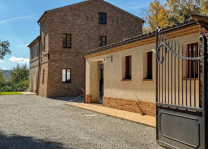 In The Sibillini Mountains, Pool & Privacy By Host Hero * Sant'Angelo in Pontano